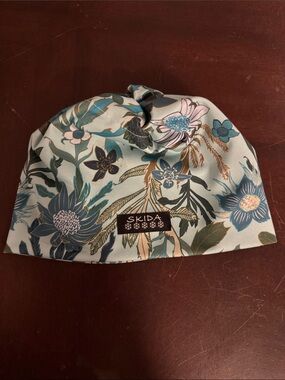 Skida Women's Floral Beanie Hat in Light Blue